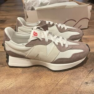 New Balance Women Sneakers